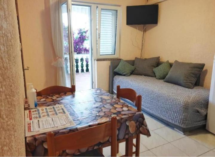 Apartmanibeta Stara Novalja Ngoại thất bức ảnh